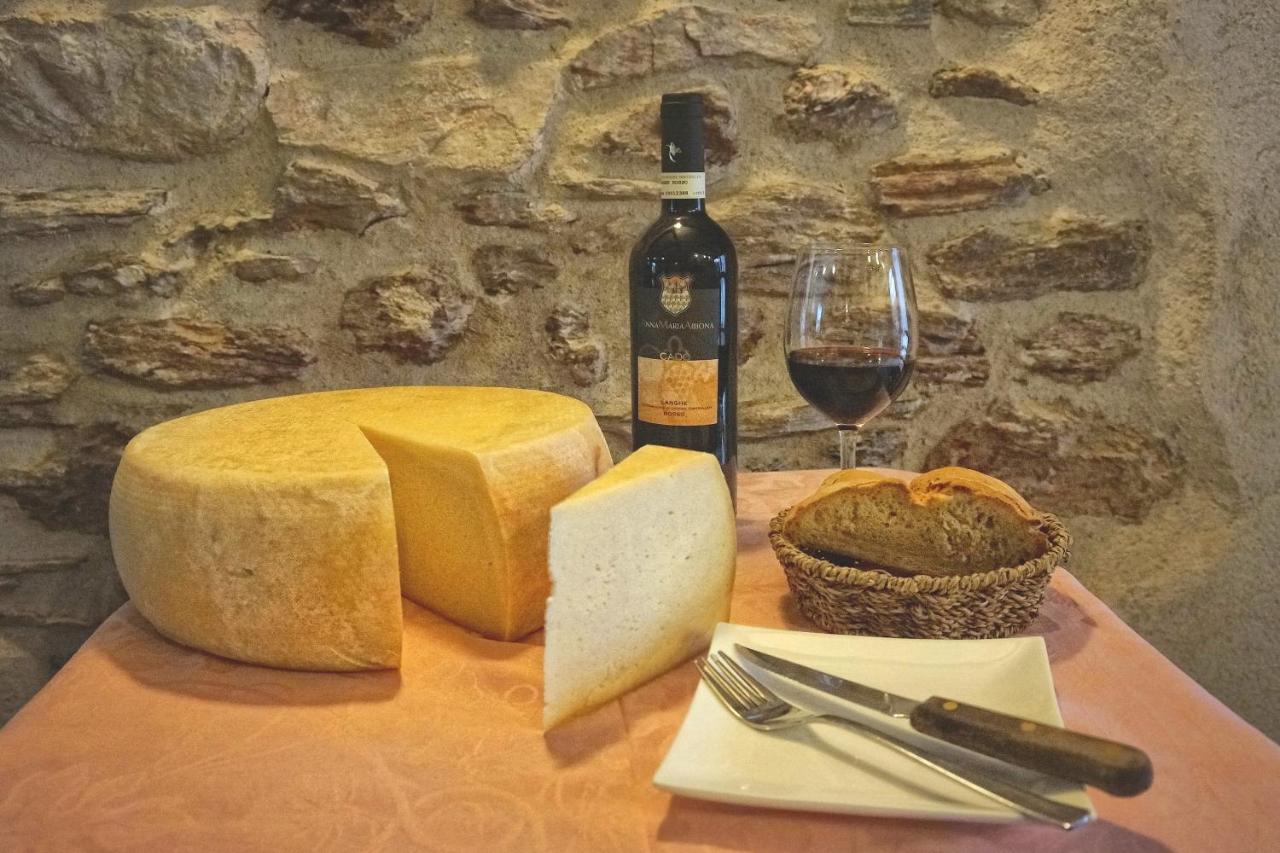 Pensione Albergo Diffuso Ceaglio Valle Maira Marmora Kültér fotó