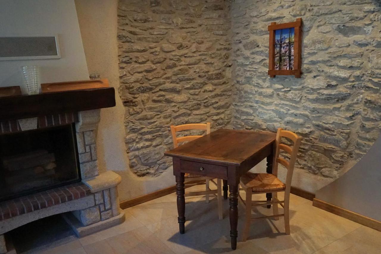 Pensione Albergo Diffuso Ceaglio Valle Maira Marmora Kültér fotó