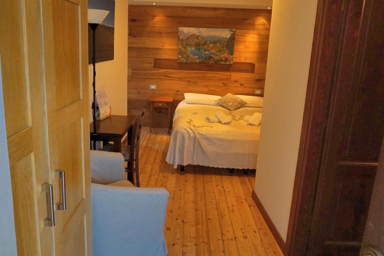 Pensione Albergo Diffuso Ceaglio Valle Maira Marmora Kültér fotó